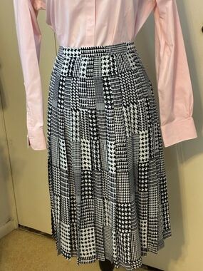 Brooks Brothers Black and White Silky/Flowy Patchwork Houndstooth Midi Skirt